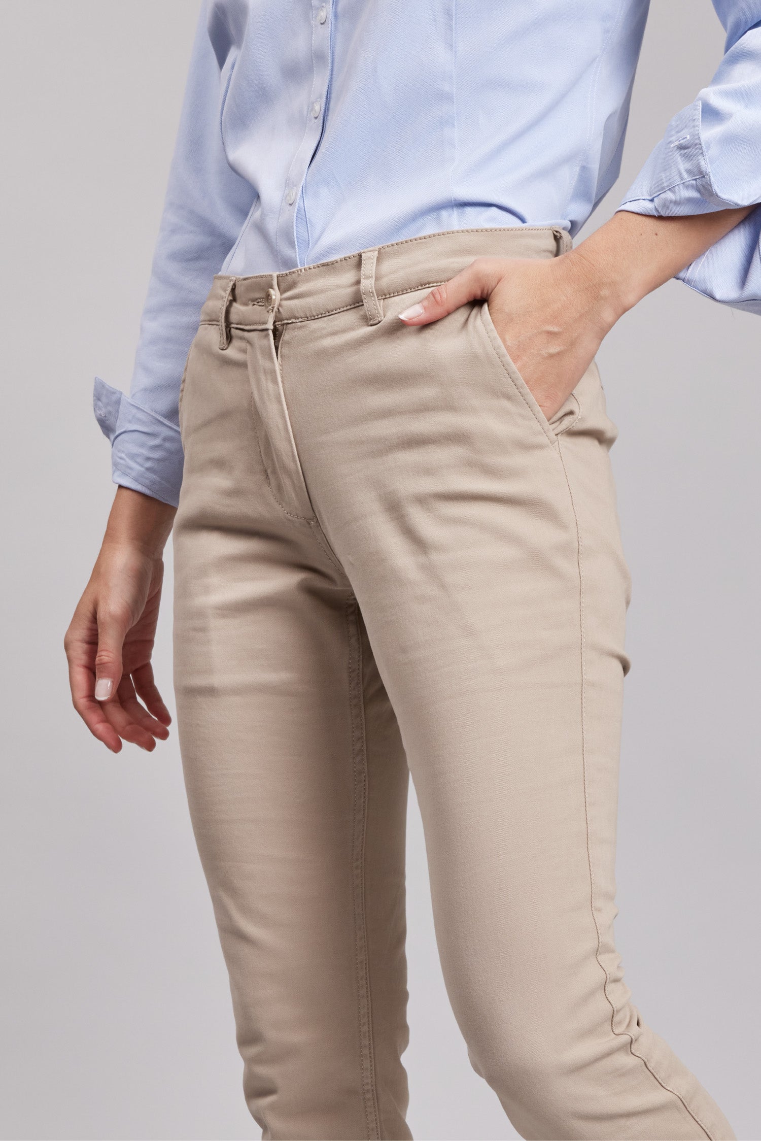 Pantalón Casual Slim Beige Mujer